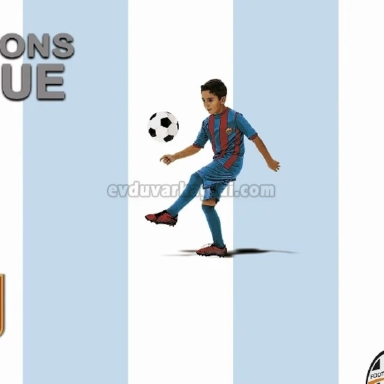 Duka Kids Collection Mavi Beyaz Çizgili Çubuk Üzerine Futbolcu Figürleri Desenli 15161-3 Duvar Kağıdı 16.20 M²